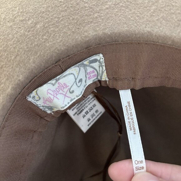 Free People 100% Wool Hat One Size Fedora Boho Festival Western Neutrals Minimal - Picture 7 of 11